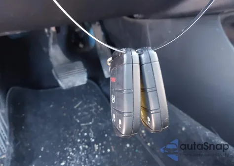 2018 Jeep Compass Limited 4X4 from USA, damaged, VIN 3C4NJDCB2JT395942